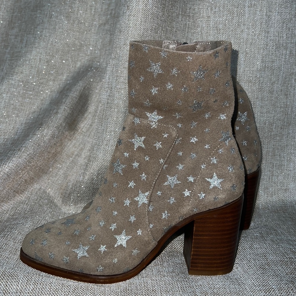 Steve Madden Boots